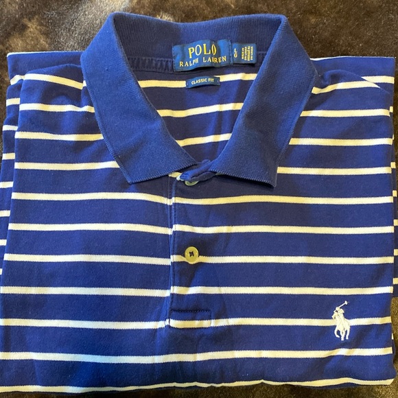 Ralph Lauren Short sleeve polo. Gently used. Looks brand new. - Picture 1 of 1